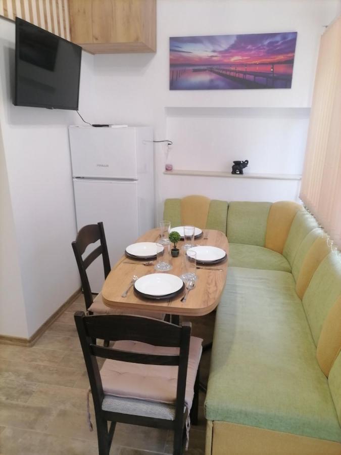 Cosy Apartment With A Sunny Balcony In Varna Esterno foto