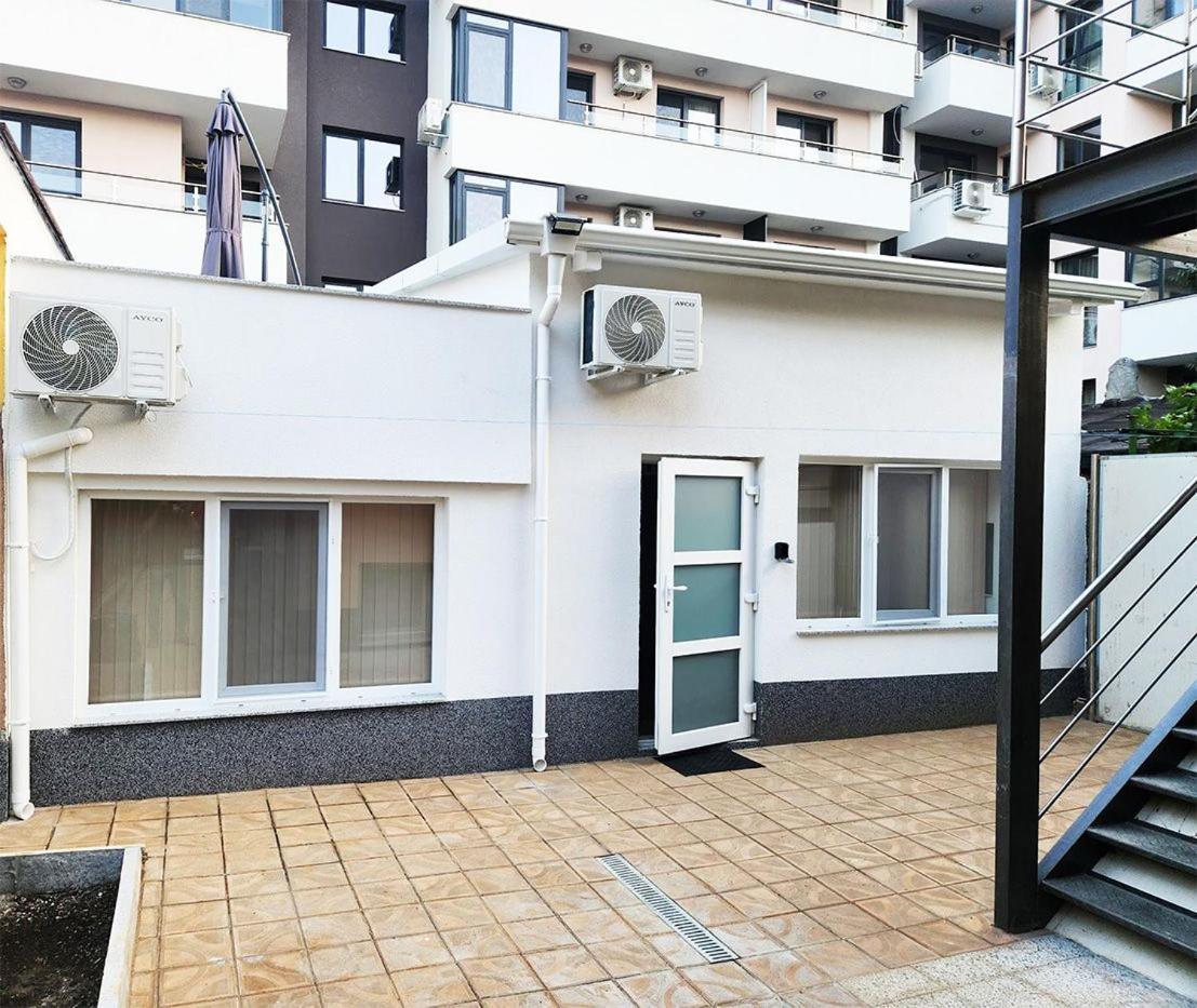 Cosy Apartment With A Sunny Balcony In Varna Esterno foto